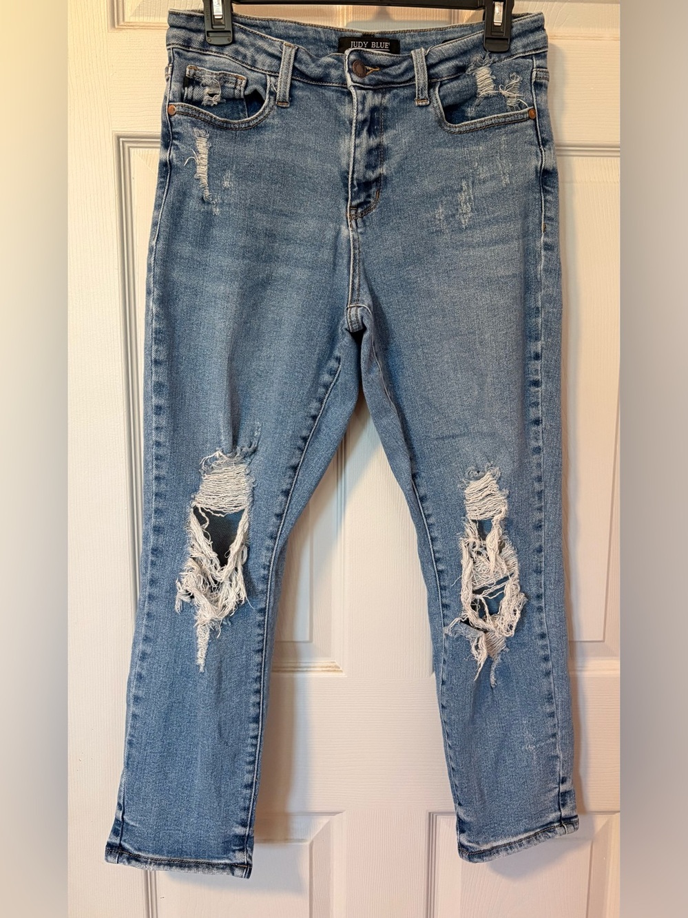 Judy Blue Boyfriend Fit Ripped Jeans Size 29 - Picture 2 of 5